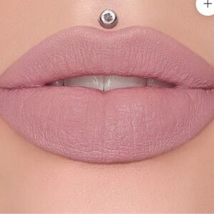 Jeffree Star NUDIST COLONY velvet trap lipstick